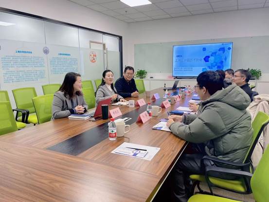 0b99b481e32bc27522086c862d496315